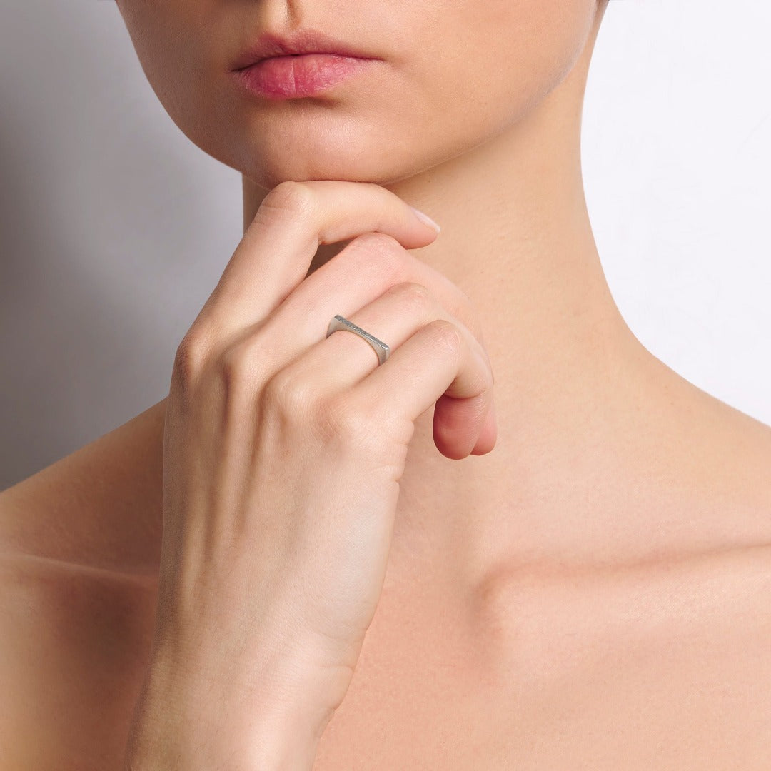 The Gillian McCain Ring - Sarah Macfadden Jewelry
